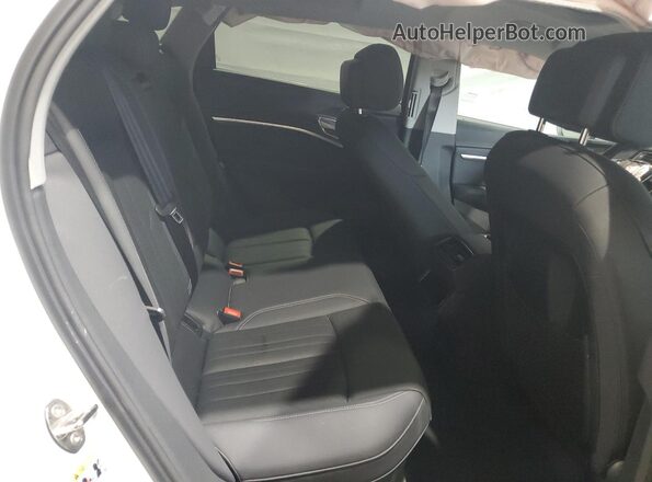 WA1LAAGE2NB025151 2022 AUDI E-TRON White 