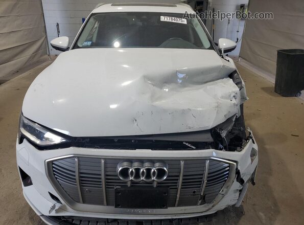 WA1LAAGE2NB025151 2022 AUDI E-TRON White 