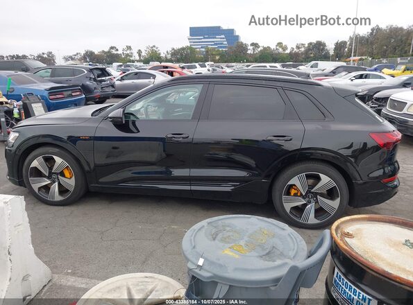 WA1LAAGE7NB013318 2022 AUDI E-TRON Black Սալոնի 360 աստիճան տեսք