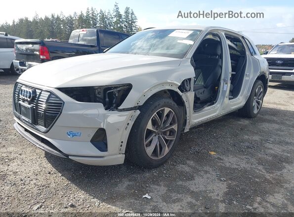 WA1LABGE8MB019763 2021 AUDI E-TRON Cream Front left