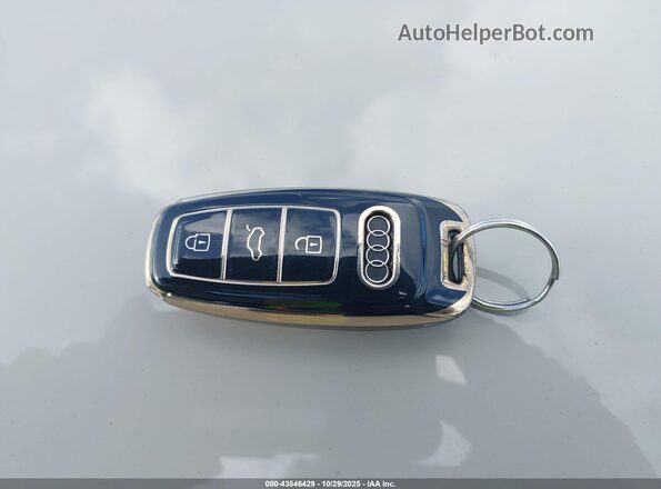 WA1LABGE8MB019763 2021 AUDI E-TRON Cream Dashboard view
