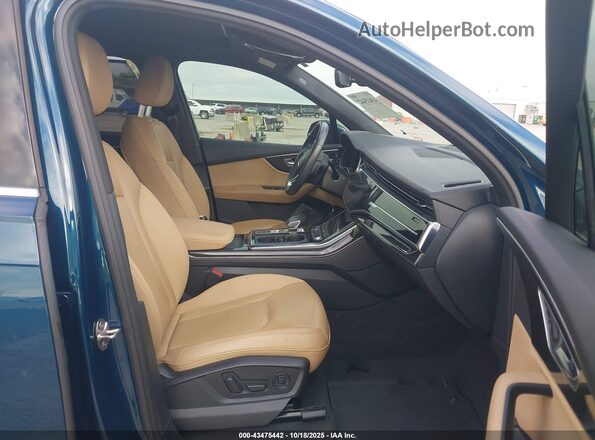 WA1LJAF79MD013147 2021 AUDI Q7 Blue Vista interior delantera