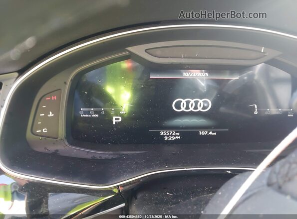 WA1LJAF79MD024777 2021 AUDI Q7 Silver Rear seats view