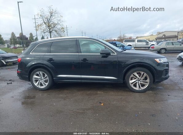 WA1LXAF71MD013447 2021 AUDI Q7 Black Widok wnętrza z tyłu