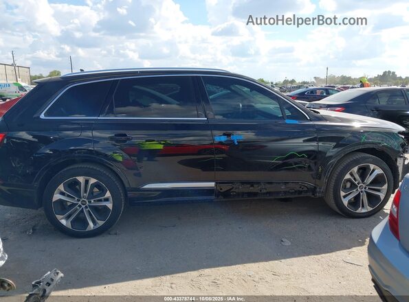 WA1LXAF74LD009133 2020 AUDI Q7 Black 360 interior view