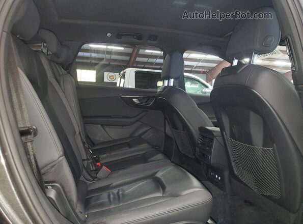 WA1LXAF75LD008007 2020 AUDI Q7 Gray Вид задньої частини салону