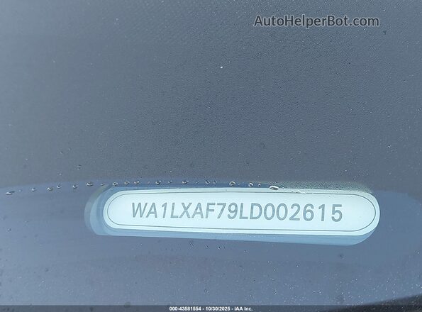 WA1LXAF79LD002615 2020 AUDI Q7 White Engine compartment view
