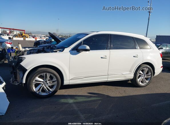 WA1LXAF79LD002615 2020 AUDI Q7 White 