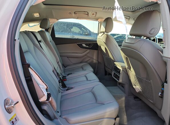 WA1LXBF79ND015681 2022 AUDI Q7 White 