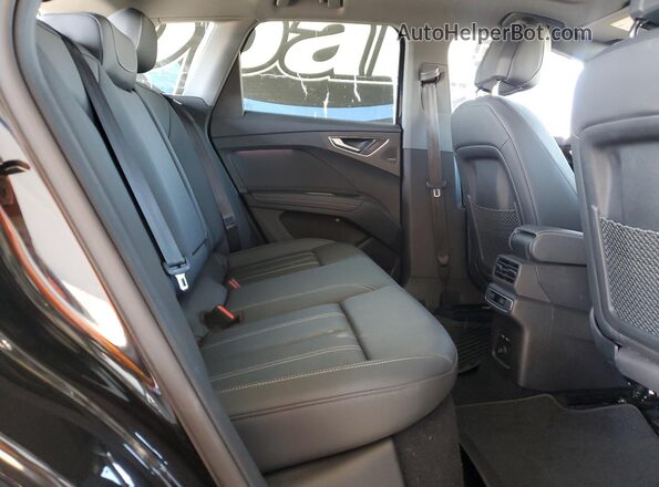 WA1M2BFZ2PP053534 2023 AUDI Q4 Black Вид задніх сидінь