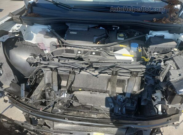 WA1M2BFZ8PP064778 2023 AUDI Q4 White Vista del compartimento del motor