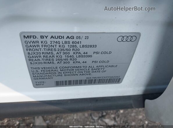 WA1M2BFZXPP062062 2023 AUDI Q4 White Widok naklejki z numerem VIN
