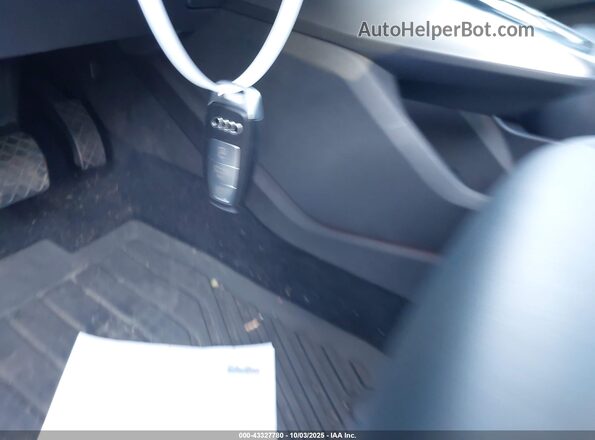 WA1M2BFZXPP062062 2023 AUDI Q4 White Widok komory silnika