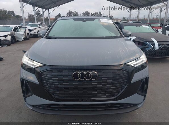 WA1MUBFZ6SP042197 2025 AUDI Q4 Gray 