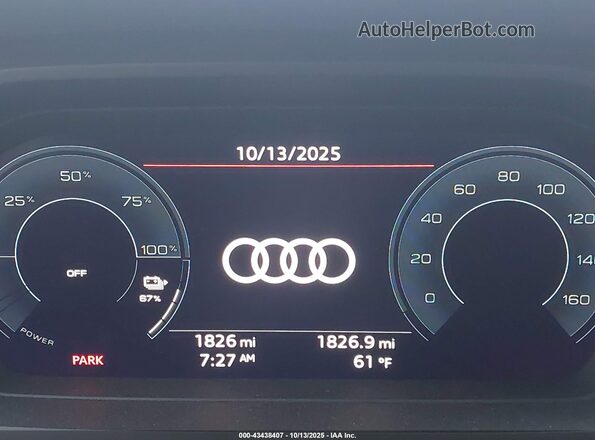 WA1MUBFZ6SP042197 2025 AUDI Q4 Gray 