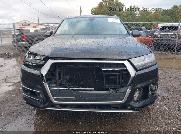 WA1VAAF72JD054577 2018 AUDI Q7 Black 