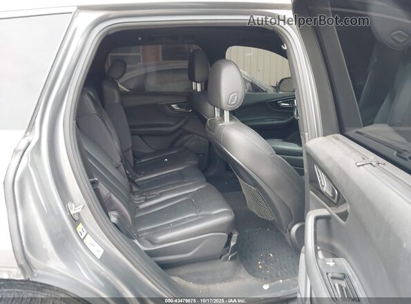 WA1VAAF77HD019866 2017 AUDI Q7 Gray VIN sticker view