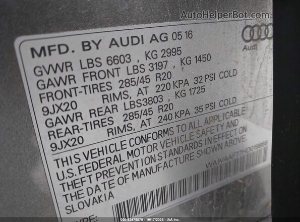 WA1VAAF77HD019866 2017 AUDI Q7 Gray Engine compartment view