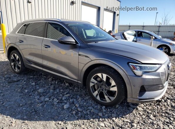 WA1VAAGE6MB018114 2021 AUDI E-TRON Серый Передняя правая четверть