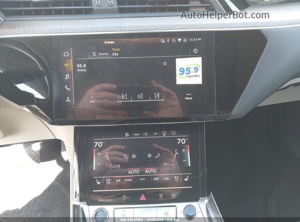WA1VAAGE8MB038896 2021 AUDI E-TRON White 