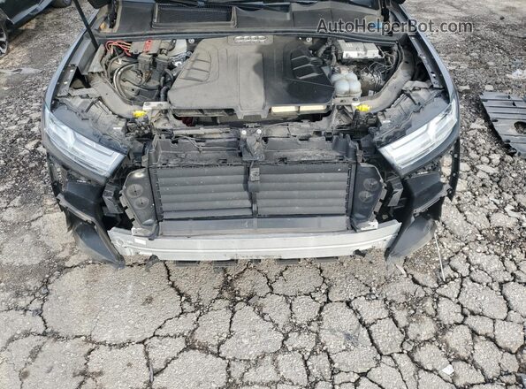WA1VABF78JD031682 2018 AUDI Q7 Gray Engine compartment view