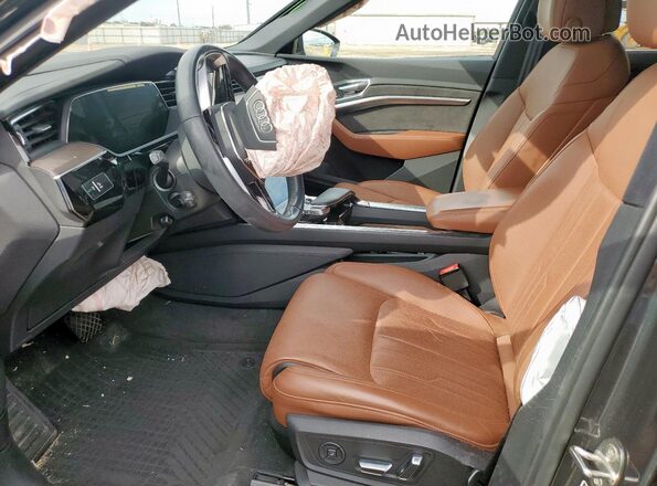 WA1VABGE1KB009596 2019 AUDI E-TRON Black Front interior view