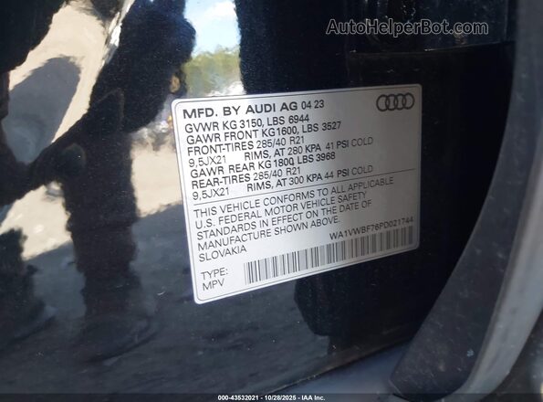 WA1VWBF76PD021744 2023 AUDI SQ7 Black Вид підкапотного простору
