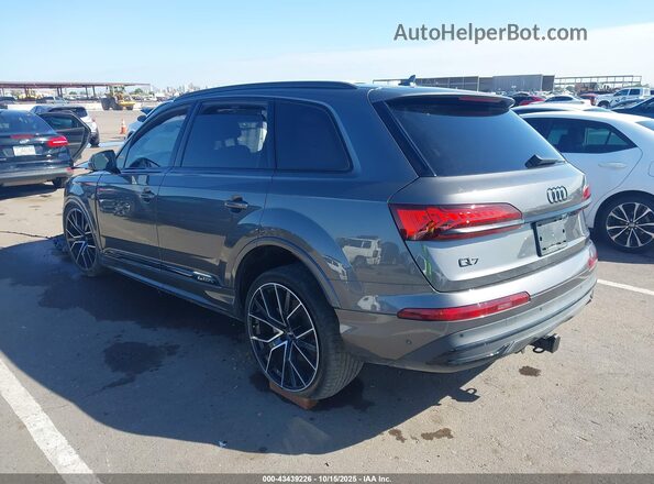 WA1VXAF77MD010576 2021 AUDI Q7 Gray Rear left