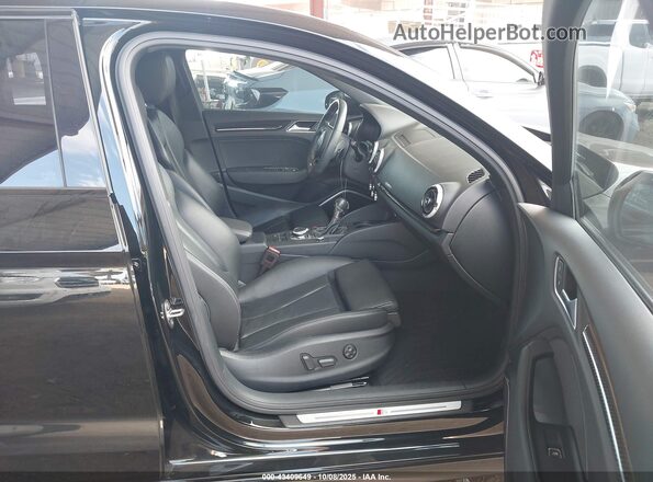 WAUB1GFF4KA087664 2019 AUDI S3 Черный Вид салона спереди