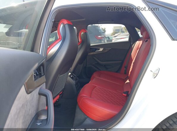 WAUB4AF49MA031175 2021 AUDI S4 White Vista de la etiqueta del VIN