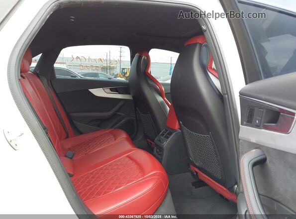 WAUB4BF42KA060455 2019 AUDI S4 White VIN կոդի պիտակի տեսք
