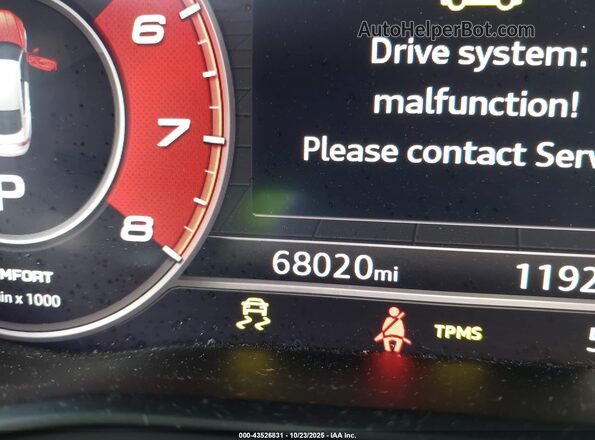 WAUB4CF55JA075559 2018 AUDI S5 Белый 