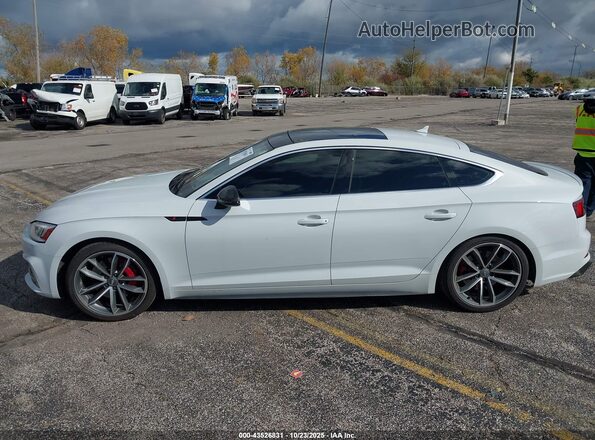 WAUB4CF55JA075559 2018 AUDI S5 Белый 