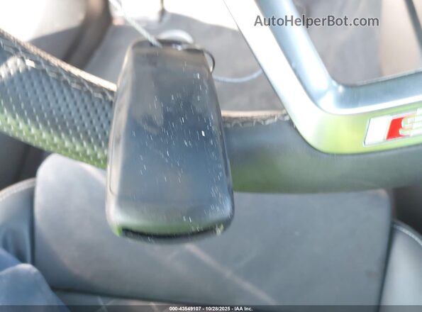 WAUB4DF58PA048001 2023 AUDI S5 Gray Vista del salpicadero