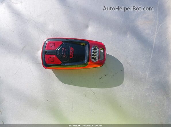 WAUBBAF4XNN002834 2022 AUDI OTHER Silver Вид панелі приладів