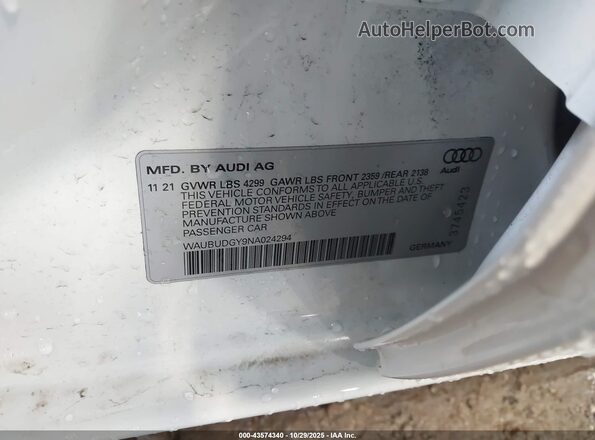 WAUBUDGY9NA024294 2022 AUDI OTHER Белый Вид подкапотного пространства