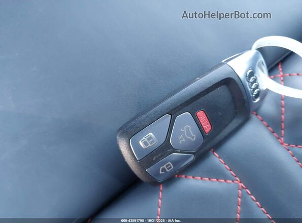 WAUC4CF57SA014963 2025 AUDI ALL Белый Вид панели приборов