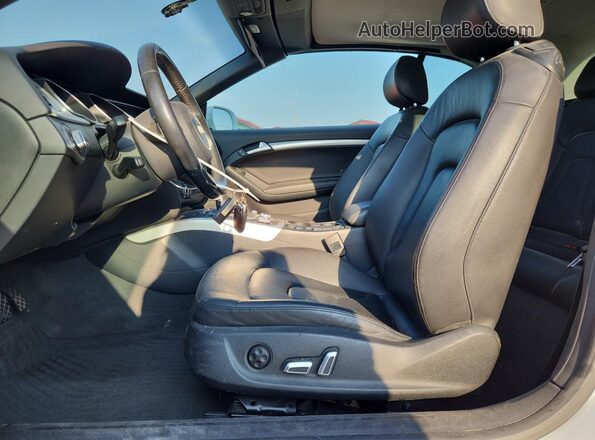 WAUD2AFH5GN003176 2016 AUDI OTHER White Front interior view