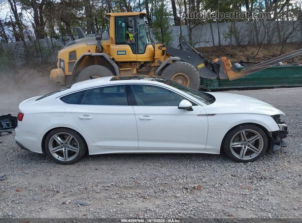 WAUDACF56MA017742 2021 AUDI OTHER White 360 interior view