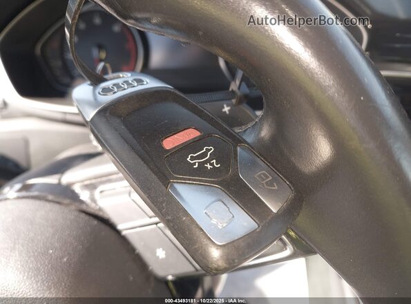 WAUDACF5XMA044247 2021 AUDI OTHER Gray Dashboard view