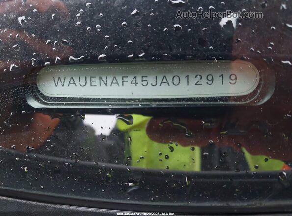 WAUENAF45JA012919 2018 AUDI OTHER White Vista del compartimento del motor