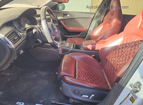 WAUFFAFC2JN042168 2018 AUDI S6 Белый Вид салона спереди