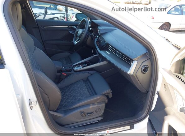 WAUJ5DGY8SA060823 2025 AUDI S3 White Widok wnętrza z przodu