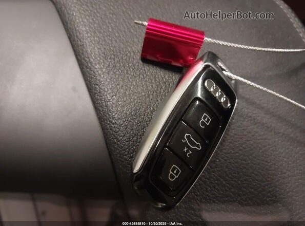 WAUL2AF26LN058625 2020 AUDI OTHER Белый Вид панели приборов