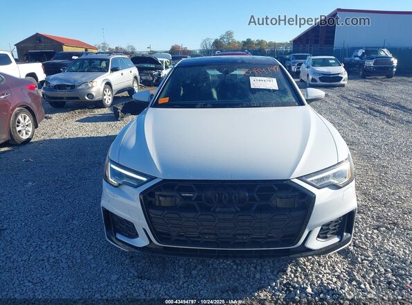 WAUL2BF25SN013924 2025 AUDI OTHER White Widok wnętrza z tyłu