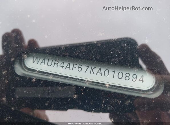 WAUR4AF57KA010894 2019 AUDI S5 Gray Вид підкапотного простору