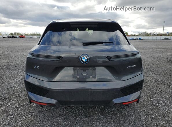 WB523CF00NCK53524 2022 BMW IX Gray Rear view
