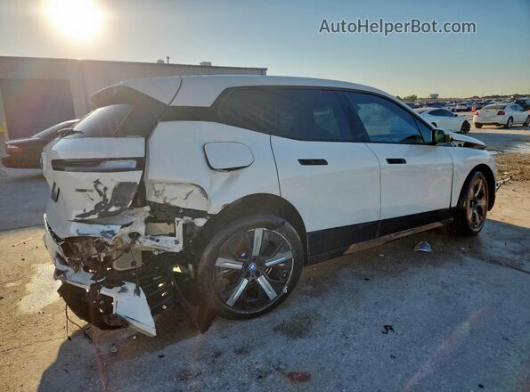 WB523CF02PCM03152 2023 BMW IX White Հետևի աջ