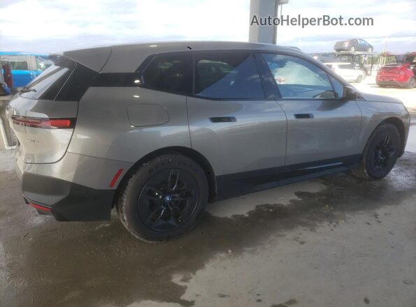 WB523CF02RCP88358 2024 BMW IX Gray უკანა მარჯვენა