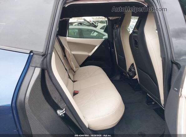 WB523CF03SCU67273 2025 BMW IX White VIN կոդի պիտակի տեսք